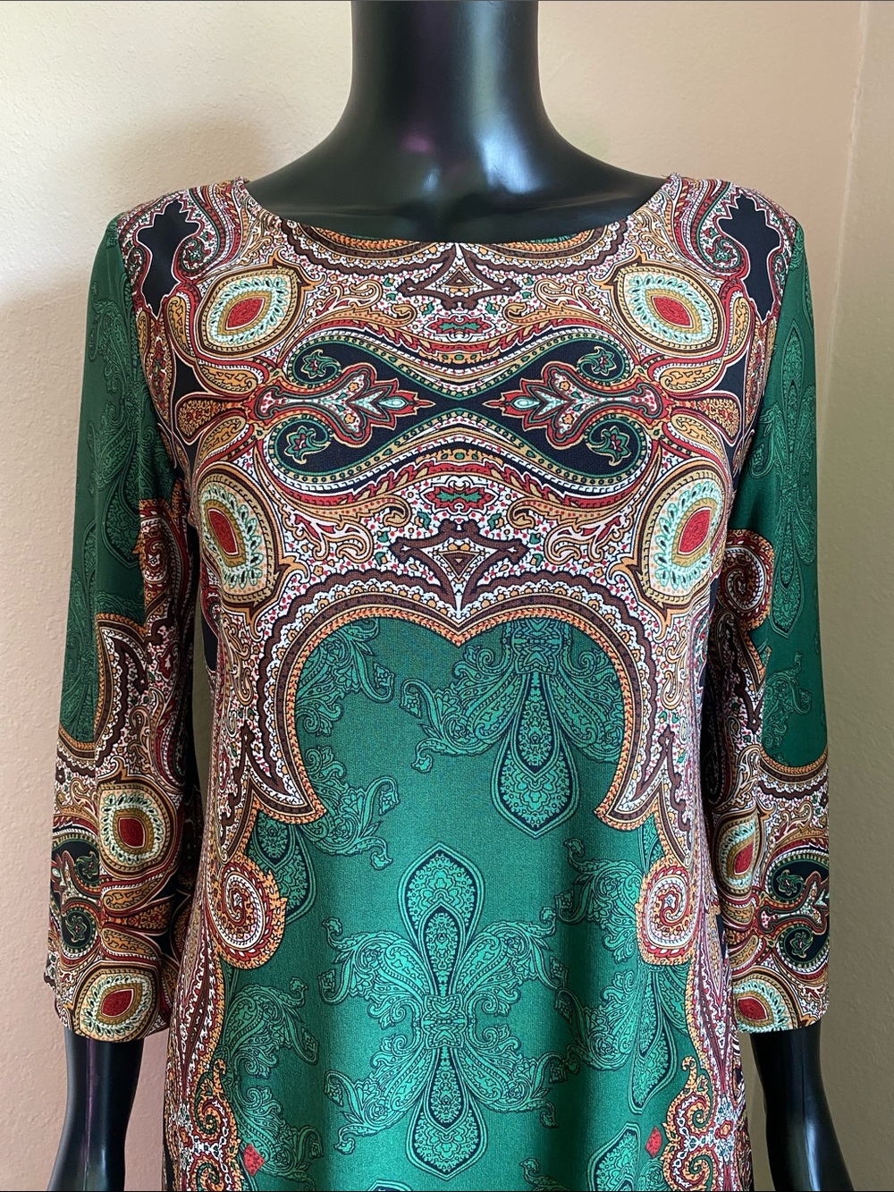 Ronni Nicole Green Paisley Print Shift Dress - Picture 2 of 8